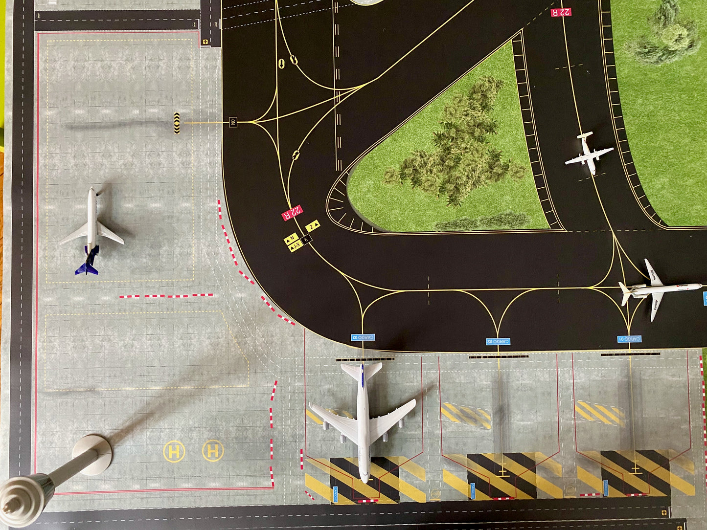 Flughafen/Airport Matte 1:400 / 1:500, 200x100cm für Flugzeugmodelle. TOP-Diorama!
